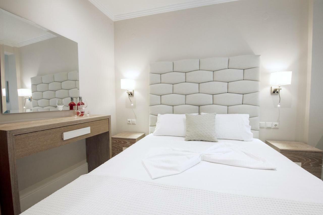 La Mer Apartments Nikiti  Ngoại thất bức ảnh