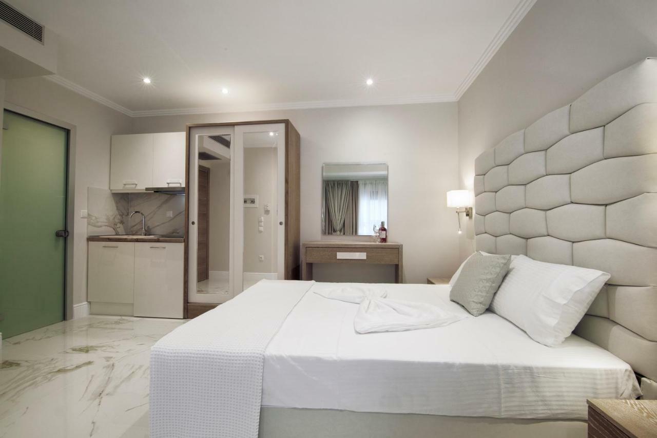 La Mer Apartments Nikiti  Ngoại thất bức ảnh