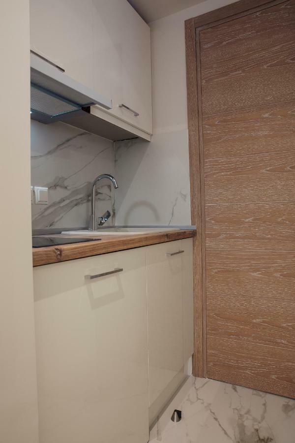 La Mer Apartments Nikiti  Ngoại thất bức ảnh